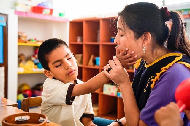 Ley 982 Se establecen normas tendientes a la equiparación de oportunidades para las personas sordas y sordo- ciegas y se dictan otras disposiciones.