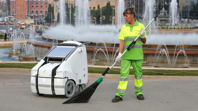 Invention of Streetcleaner Bot