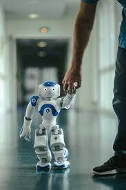 Robot que ayuda a ancianos