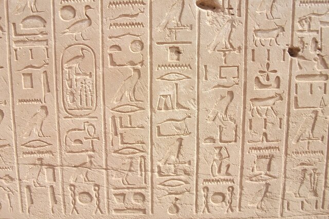 Hieroglyphes3