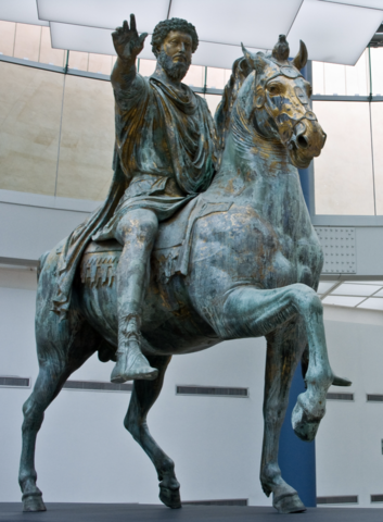 ESCULTURA EQÜESTRE DE MARC AURELI