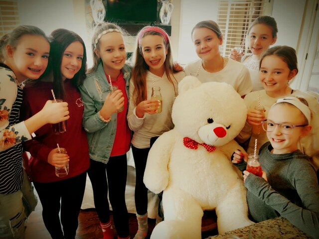 Started middle school & made a close friend group