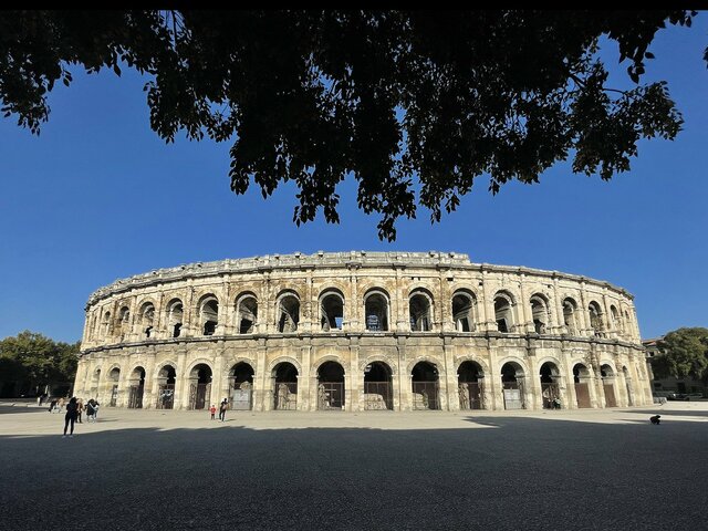 ROMA. Anfiteatro de Nimes.
