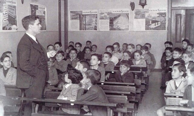 Educação Magistrocêntrica