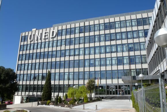 Universidade Nacional de Educação a Distância