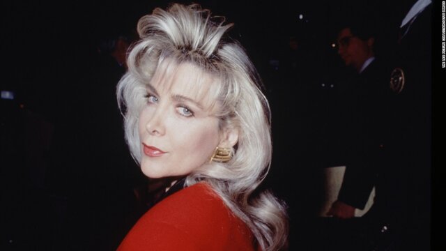 Scandal erupts in the campaign when the Star tabloid releases a cover story claiming that Jennifer Flowers