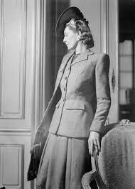 Mode im Zeichen starker Frauen