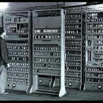 Timeline: Historia del Computo