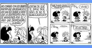 Uso de novela gráfica con un estilo más literario.