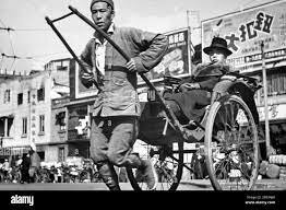 primer carro de ruedas impulsado por hombres