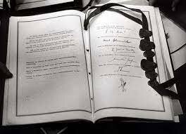 Signature of the "Merger Treaty"