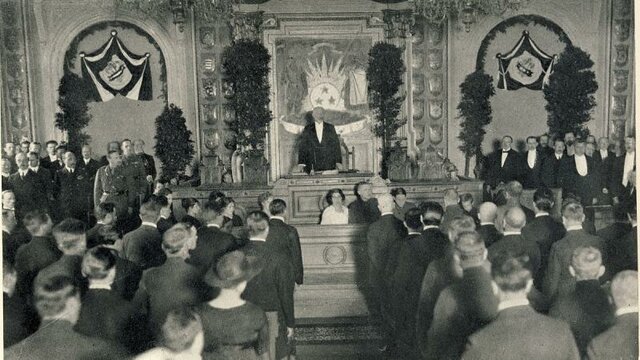 Latvijas Satversmes deputāte