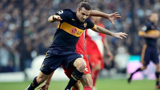 They will be playing a new sport called humanalien fuchiball (just like football but with aliens).