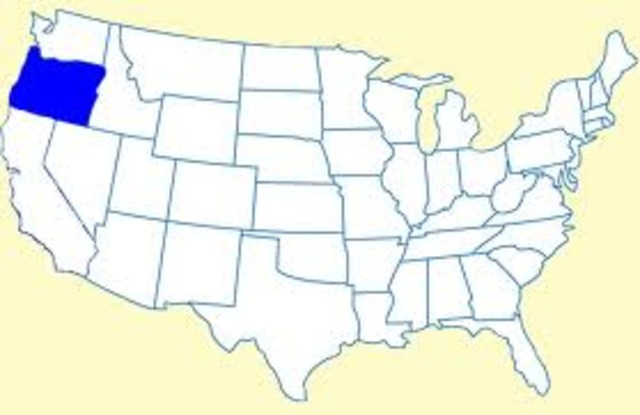 Oregon becomes a territory