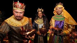 DESCROBEIXO QUI SON ELS REIS