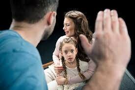 Violencia intrafamiliar (2000)