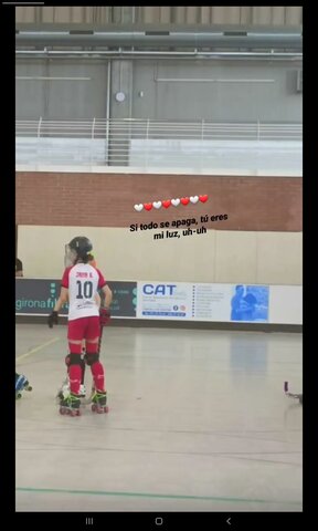 Començo a jugar a hoqueii!!!!!!! 🏑