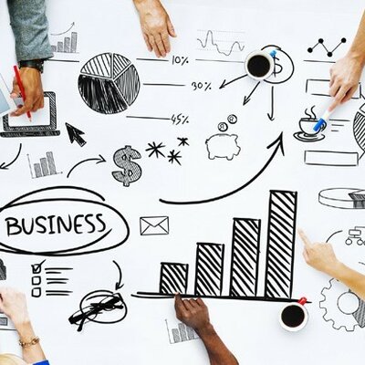 Timeline: Línea de tiempo sobre la evolución y desarrollo del cambio en los negocios