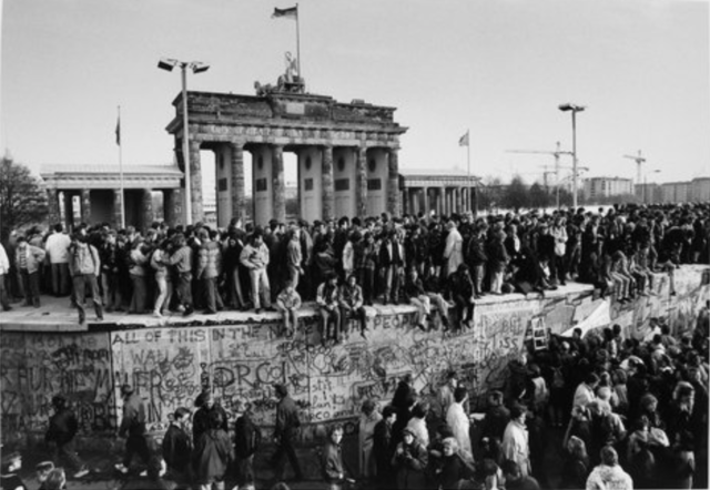 Worldwide tourist arrivals reached 400 million