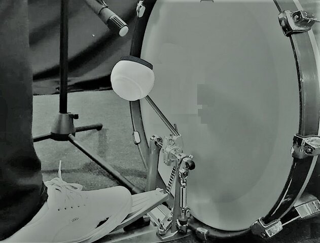 El drum en el merengue