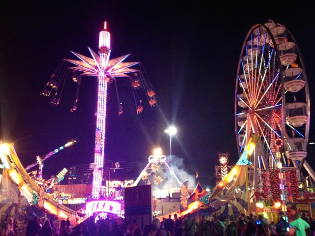 LES NOSTRES PRIMERES FIRES JUNTES!!!