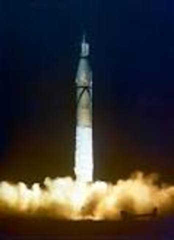 US Launches Satellite- Explorer 1