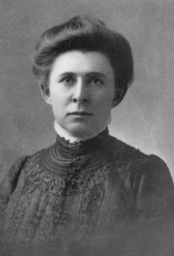 Ida Tarbell Publishes Her Article About Standard Oil