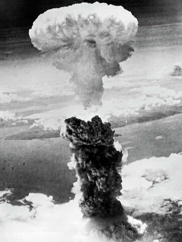 "Fat Man" Bombs Nagasaki , Japan