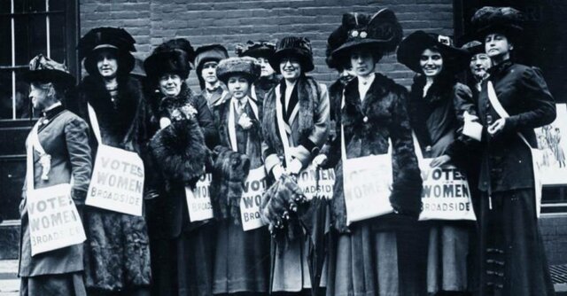ꕥ Obtención del voto femenino en Inglaterra