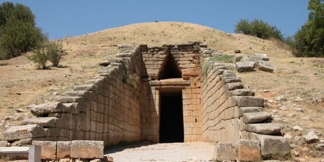 TESORO DE ATREO: TUMBA AGAMENÓN