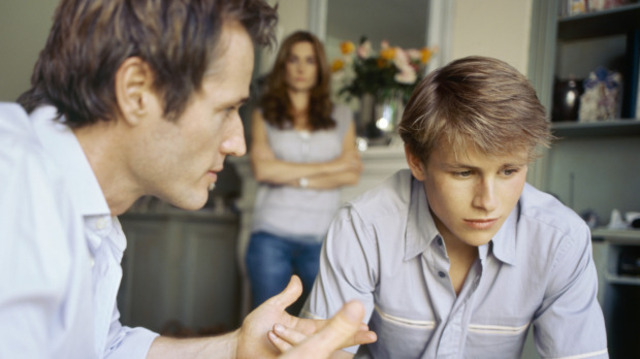 We meet Griffin's dad roy