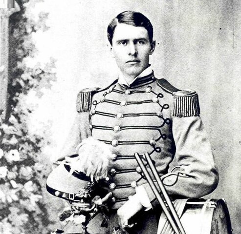 Orville Gibson Begins Selling Guitars