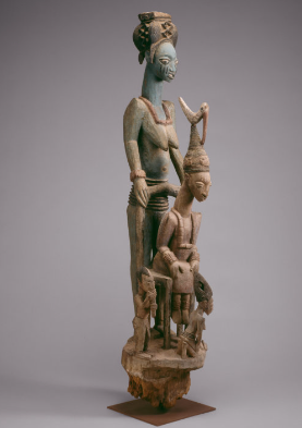 Veranda post of enthroned king and senior wife (Opo Ogoga)