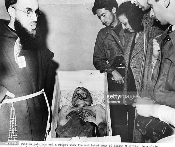 Smrt Mussolinija