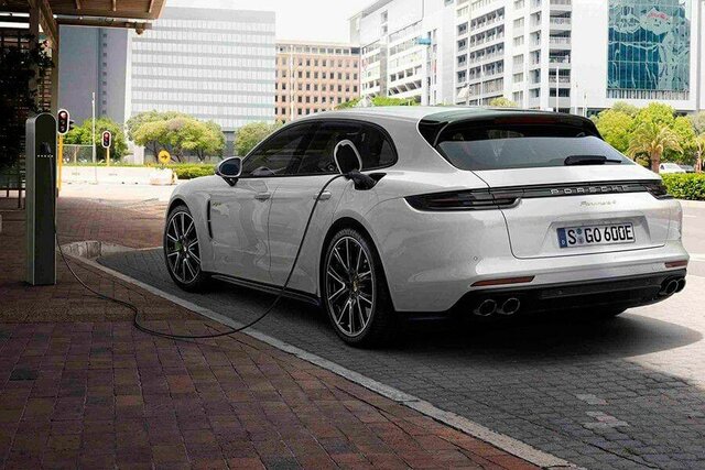 VEHÍCULO HÍBRIDO ENCHUFABLE