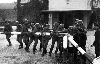 Nemčija napade poljsko