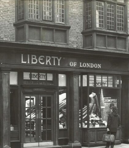 Inaugurazione magazzini Liberty a Londra