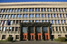 Razpustitev parlamenta