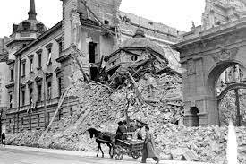 Zračni napad in razkosanje Jugoslavije