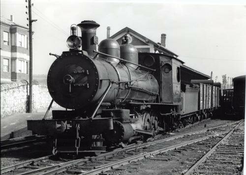 Inicio de la construcción del ferrocarril