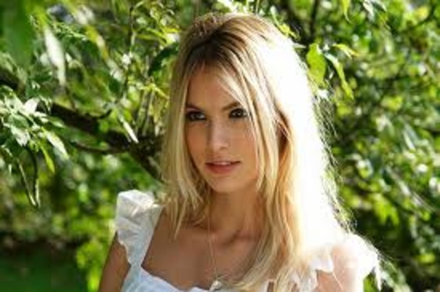 Will's mother dies the day before her b-day