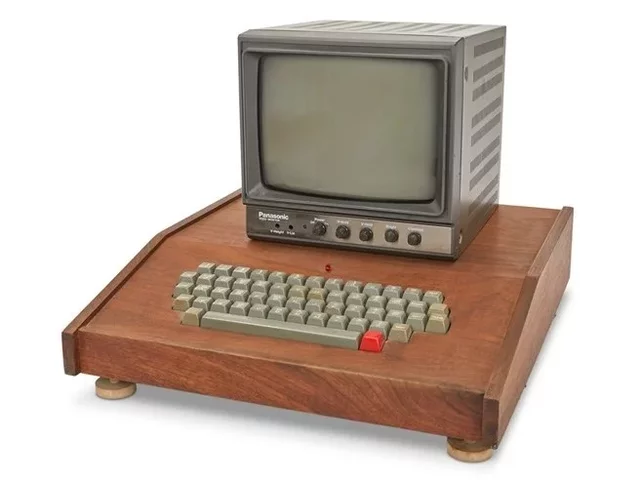 the first newer computer made by Apple and steve jobs