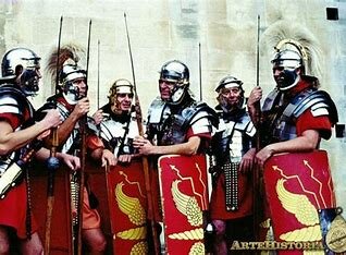 entre el 700 a.C y el 218 a.C EDAD ANTIGUA