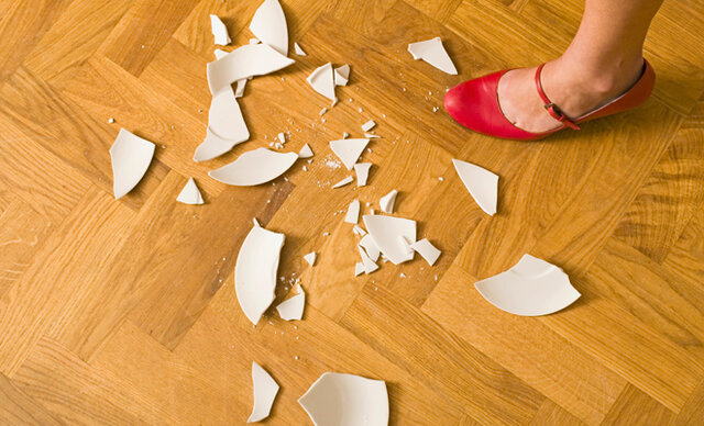 Escandalosa pelea entre Juan y Gloria