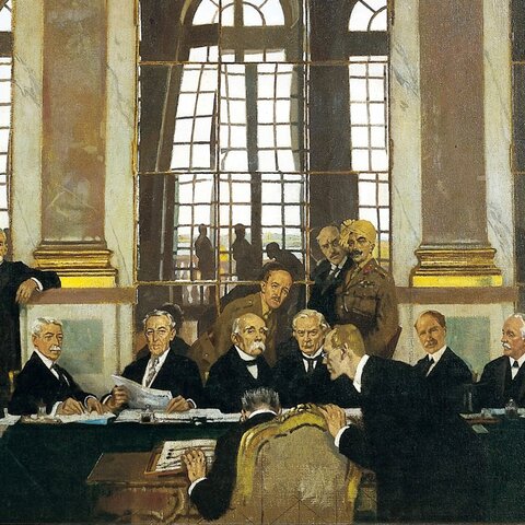 Allied and German representatives sign of treaty Versailles