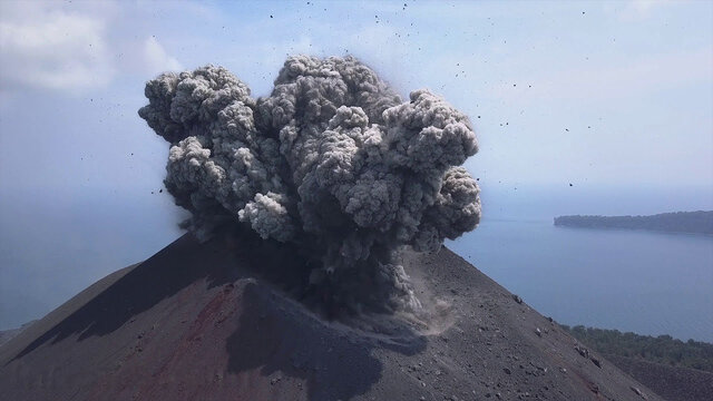 Monte Krakatoa, Indonesia