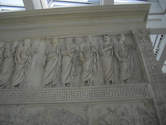 Friso del Ara Pacis