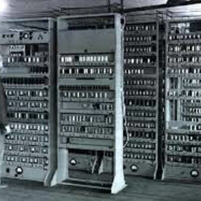 Timeline: Generaciones de las Computadoras.