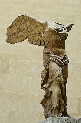 Victoria Alada de Samotracia - Escultura época Helenística