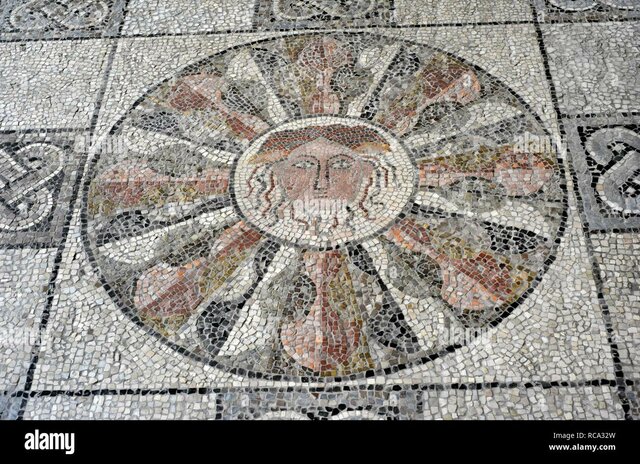 Mosaico con motivo de Gorgona